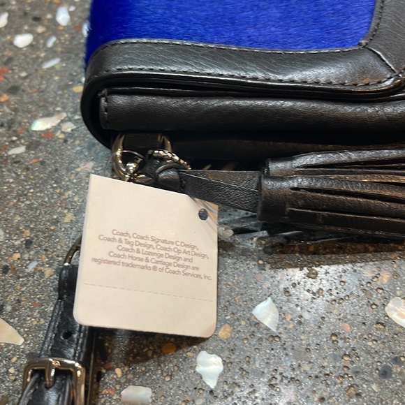 Coach Clutch - Picture 5 of 8